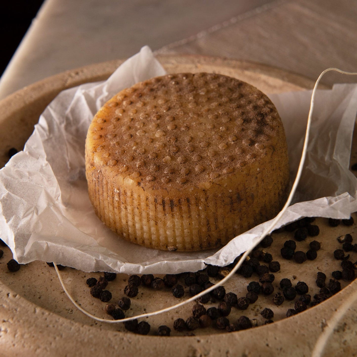 Veganer Hartkeese - Campagnola mit Pfeffer 250g (Caseificio Vegano)