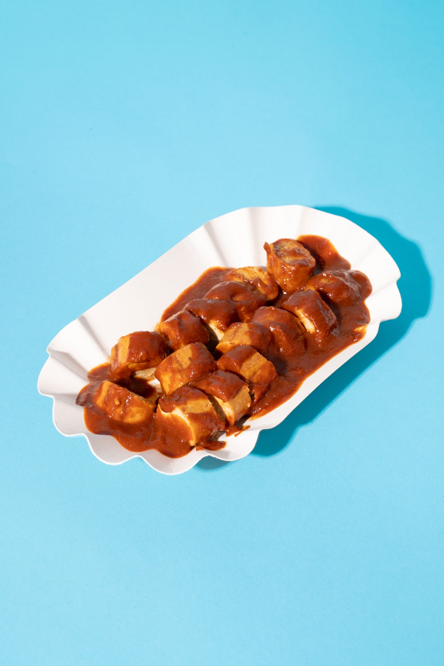 Currywurst mit Brötchen